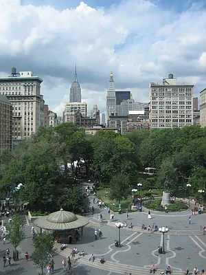 Rented by One Irving Place Realty | media 1