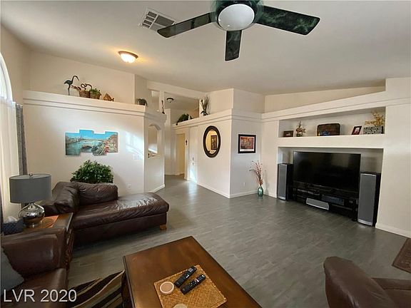 4th image of 9801 Silver Dew St