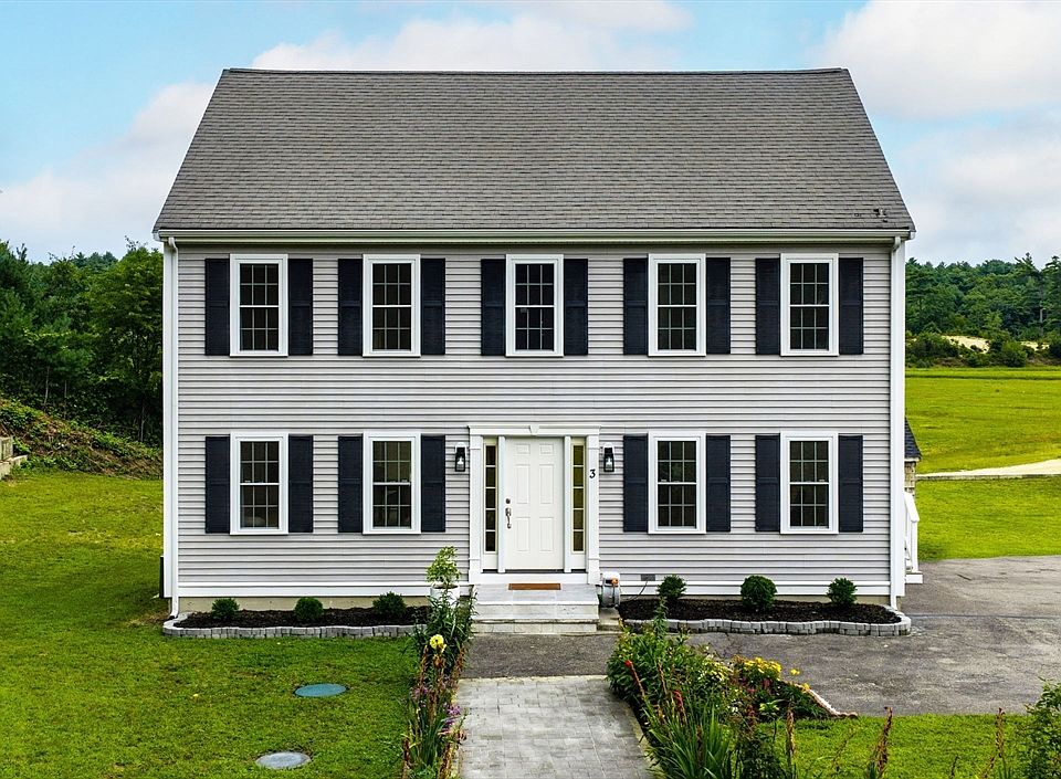 1st image of 3 Samantha Ln