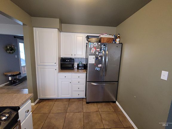 5th image of 2428 Westwood Ct