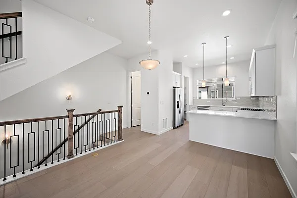 4037 Ascend Grv — Photo 14