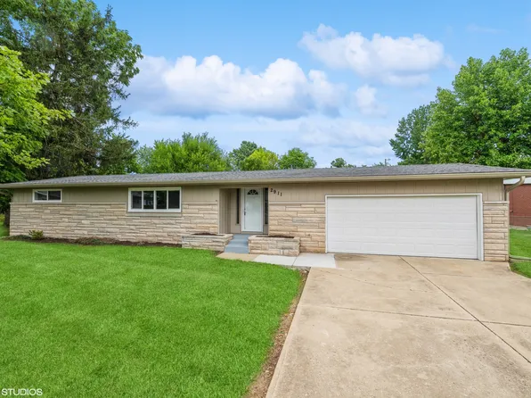 2911 Garfield Ave, Terre Haute, IN 47804
