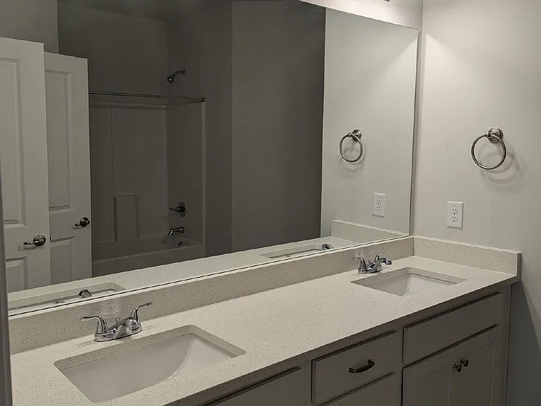 126 Cypress Oak Trl — Photo 13