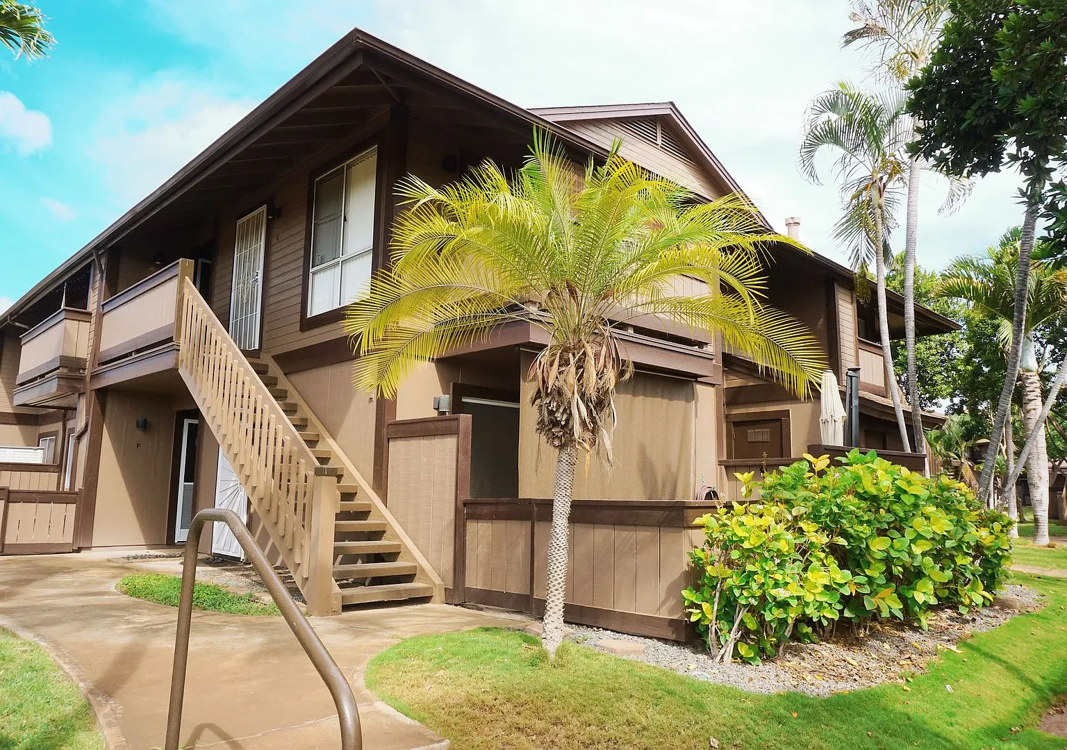 Pet Friendly Ewa Beach Studio with 1 parking & A/C — Photo 1