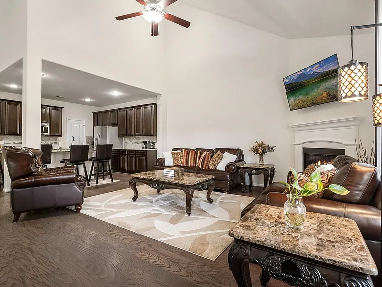 1505 Heartwood Dr — Photo 9