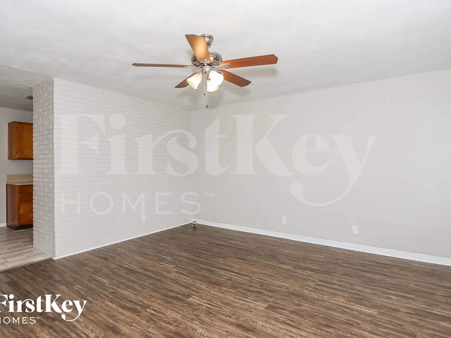 3 bed, 2.0 bath, 1189 sqft, $2,635 — Photo 3