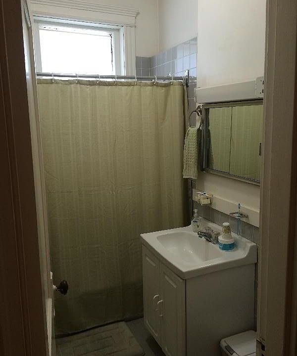 2nd image of 10 Tetlow St #14