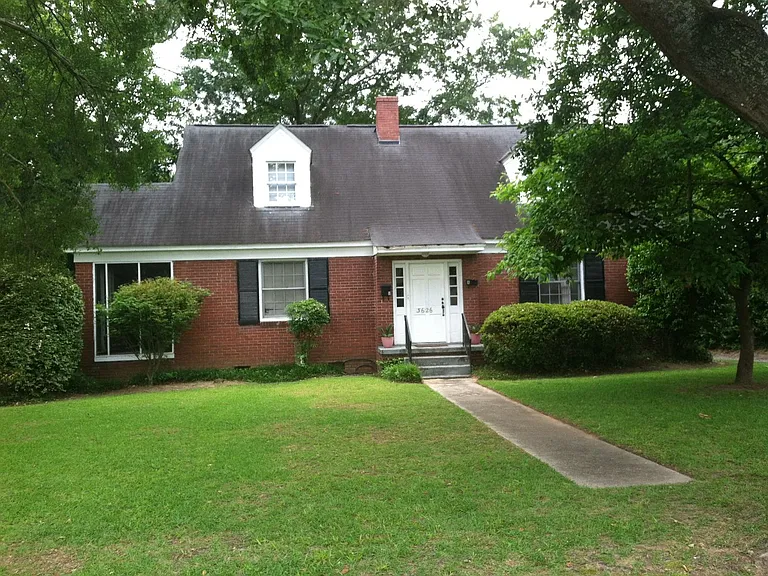 3626 Blossom St #B — Photo 2