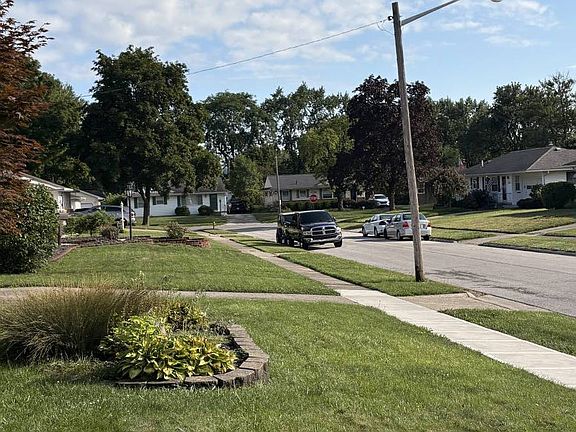 4th image of 3833 Evans Dr