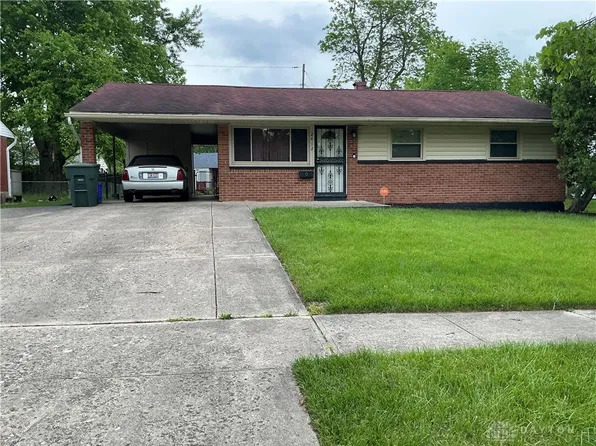 2412 Westport Dr, Dayton, OH 45406