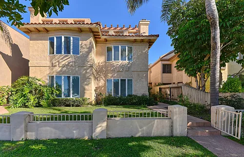 7463 Draper Ave Photo 1