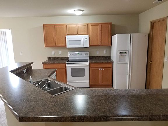 3rd image of 34107 SE Salal St