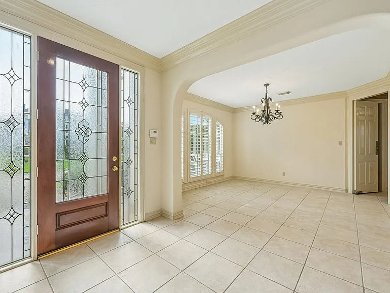 1611 Copperas Cv — Photo 5