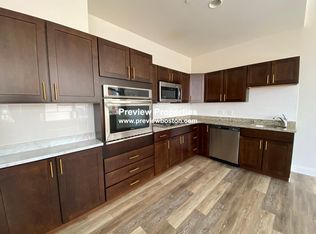 135 E Berkeley St #502, Boston, MA 02118