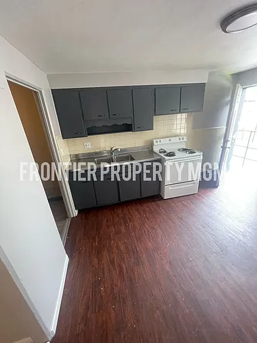 Floor plan 1025 North and South Rd