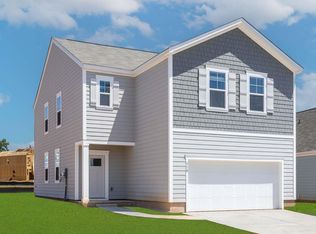 318 Willows Crescent Dr, Moncks Corner, SC 29461