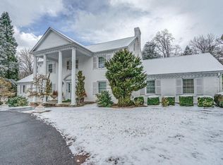3241 Hollowdale Dr, Roanoke, VA 24018