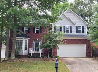 8 Holly Springs Ln, Greensboro, NC 27455