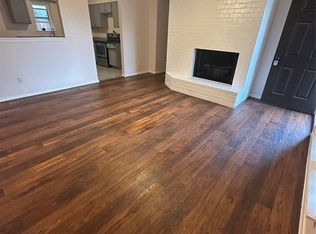 2017 Oakwood Ct, Arlington, TX 76012