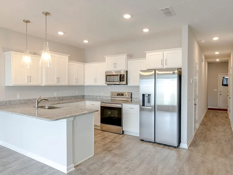4333 Doral Dr — Photo 1