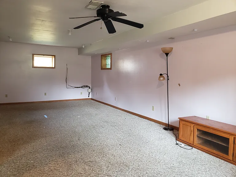 2267 S Syene Rd — Photo 24