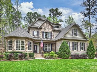 7019 Montgomery Rd, Lake Wylie, SC 29710