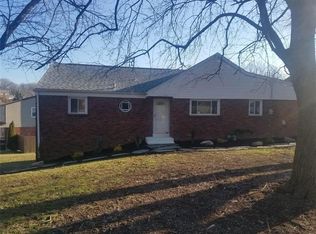 6501 Ventura Dr, Pittsburgh, PA 15236