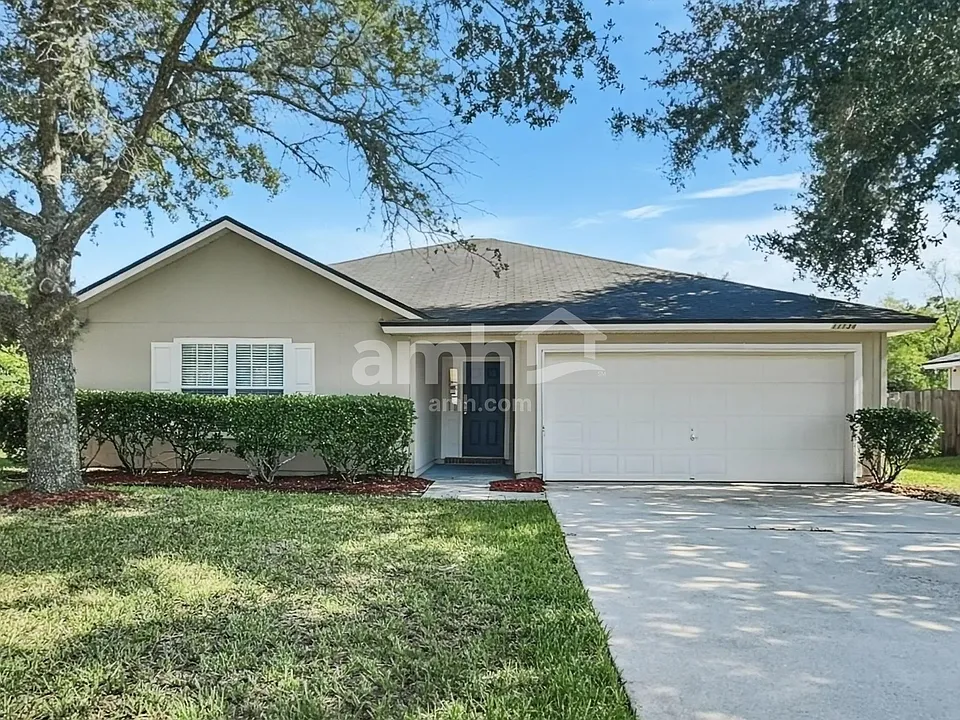 11134 Lauren Oak Ln