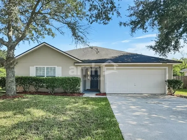 11134 Lauren Oak Ln, Jacksonville, FL 32221