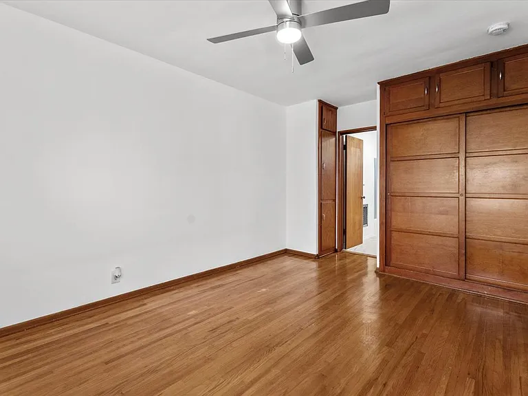 1127 Harrison Ave — Photo 13