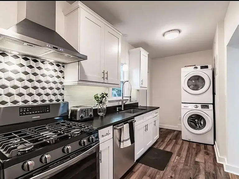 434 15th Ave N #1 — Photo 7