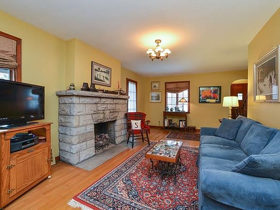 4th image of 703 Rockwood Ave