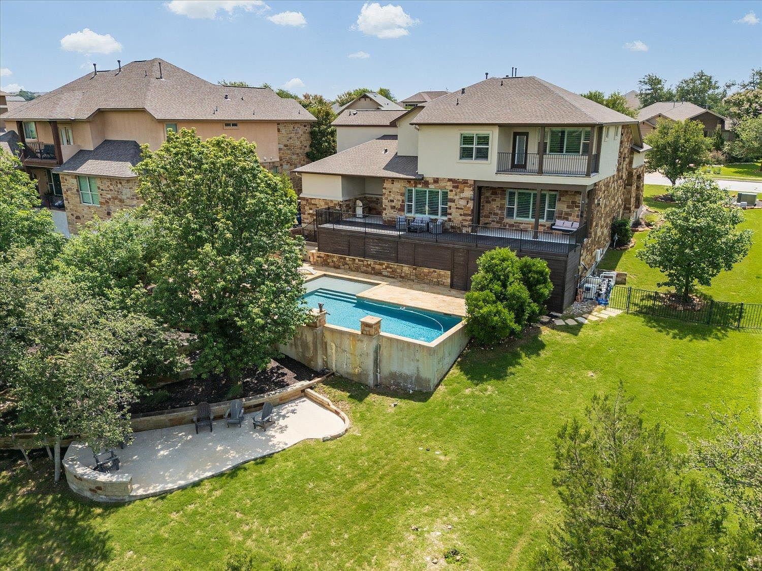 1800 Harvest Dance Dr