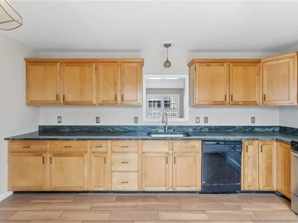 281 Swan St #A, Providence, RI 02905