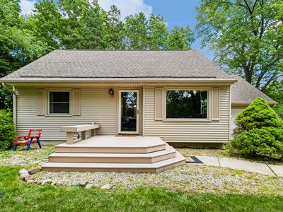 1420 Owen St, Lansing, MI, 48915
