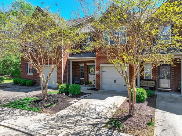 1320 Crown Point Pl, Nashville, TN 37211