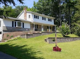 90 Blue Spruce Ln, Ballston Lake, NY 12019