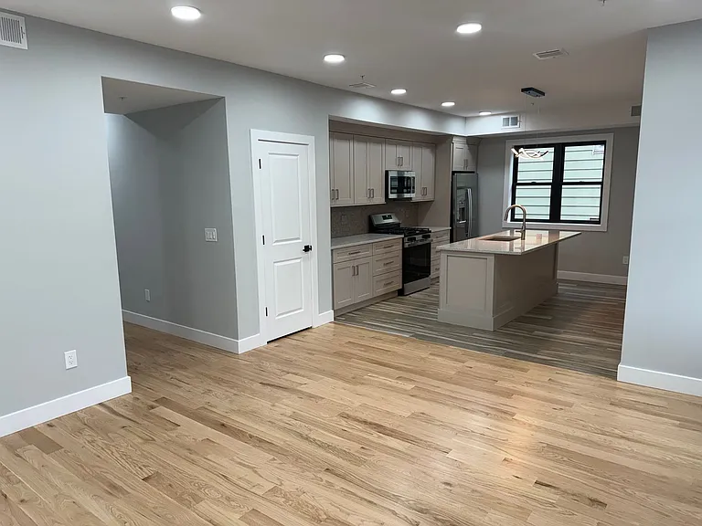 292 Schley St — Photo 3