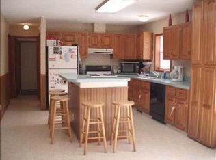 1017 Claire Ln, Middlebury, IN 46540