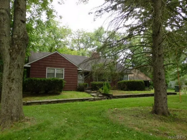 1377 Forbes St, North Tonawanda, NY 14120