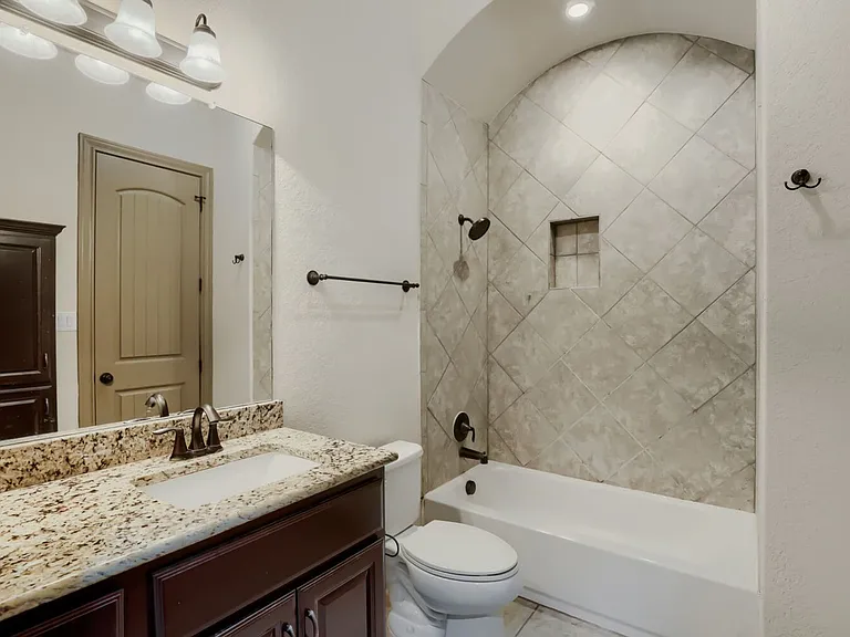 5923 Dewdrop Ln — Photo 22