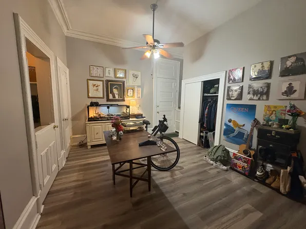 3303 Baring St #2, Philadelphia, PA 19104