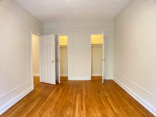 Rented by Bohemia Realty Group | media 12