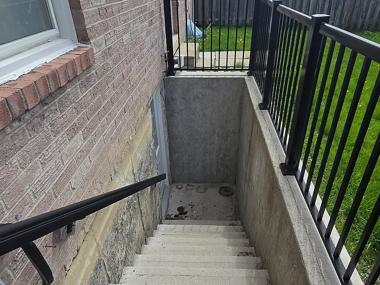 40 Brookmill Dr #LOWER LEVEL — Photo 10