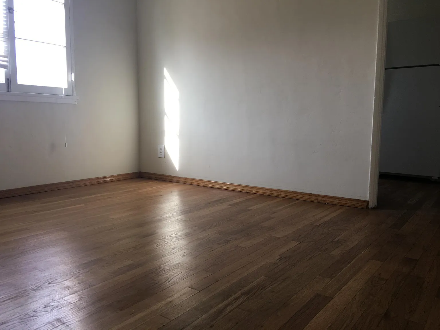 1 bed, 900 sqft, $1,850 — Photo 4