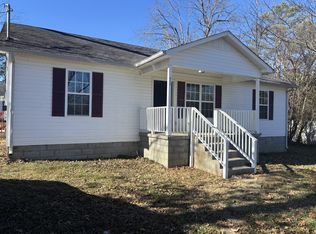 412 Oak St, Manchester, TN 37355