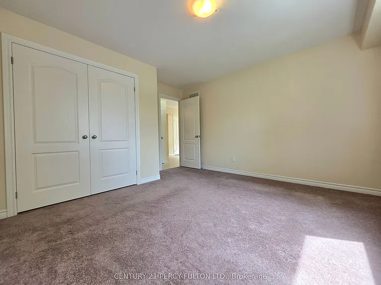 144 Mary St N #2 — Photo 22