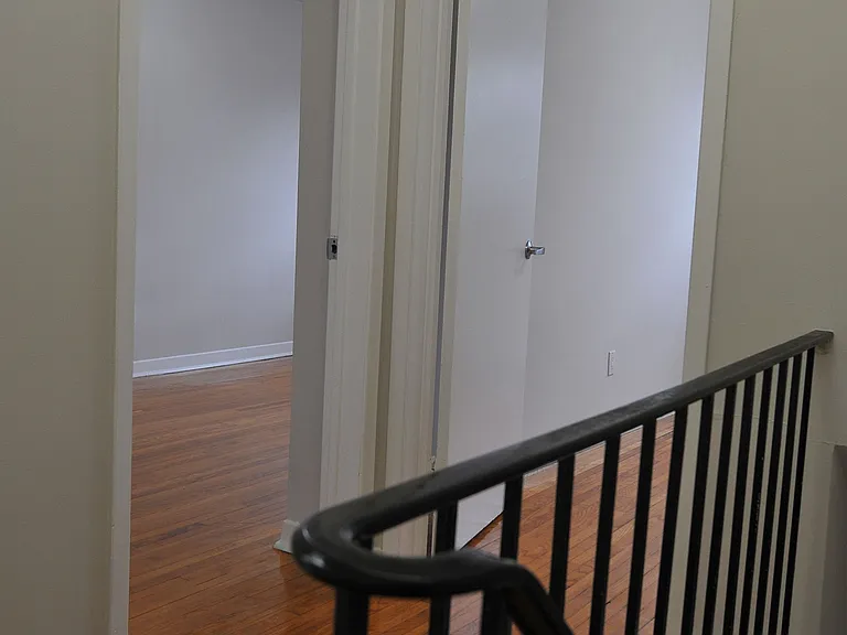 1013 Pape Ave #A — Photo 30