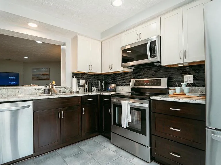 9134 Everett Ct — Photo 4