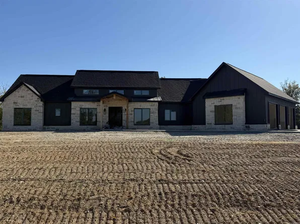 325 Heritage Grv, Alexander, AR 72002